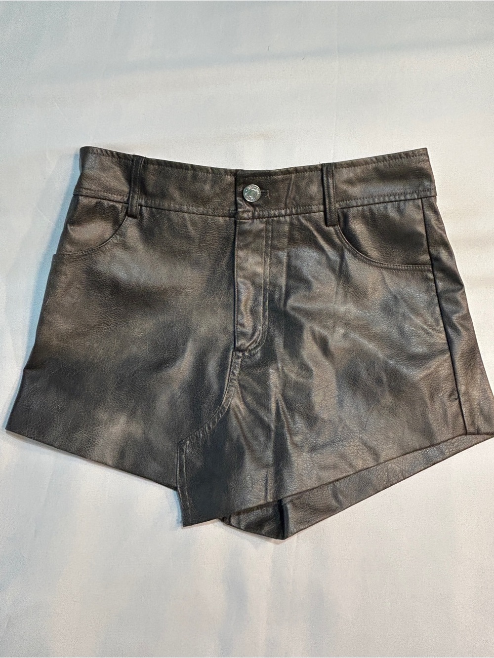 Zara Women’s XS Faux Leather Black Mini Skort Front Button/Zip Skirt/Shorts